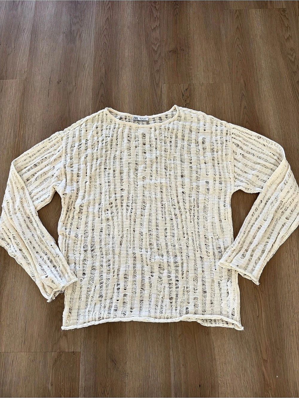 ZARA Distressed Open-Knit Sweater Cream & White Large